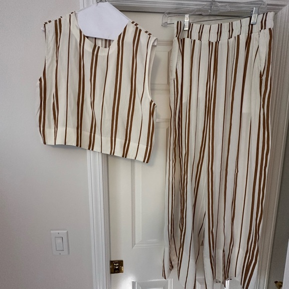 Cloth & Stone Matching Set. Size S - Picture 4 of 7